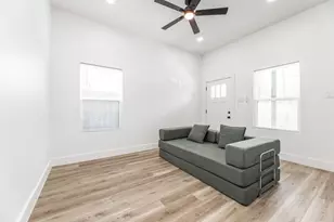 9727 Stedman St, Houston, TX 77029 - Photo 17