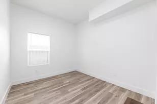 9727 Stedman St, Houston, TX 77029 - Photo 5