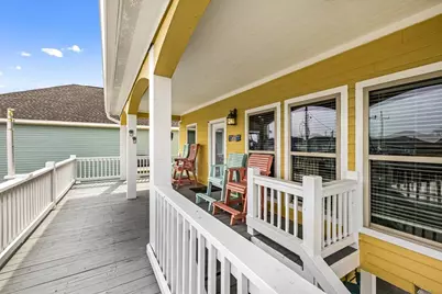 931 Tidelands Drive, Crystal Beach, TX 77650 - Photo 3
