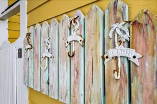 931 Tidelands Dr, Crystal Beach, TX 77650 - Photo 25