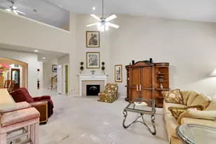 10 Clarewood Ct, The Woodlands, TX 77385 - Photo 11