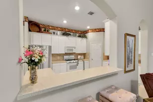 10 Clarewood Ct, The Woodlands, TX 77385 - Photo 13