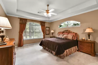 10 Clarewood Court, The Woodlands, TX 77385 - Photo 17