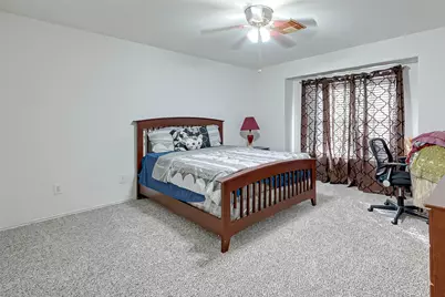 3822 Willow Stone Court, Katy, TX 77449 - Photo 9