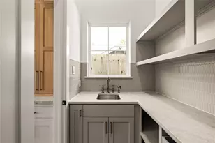 2011 Singleton St, Houston, TX 77008 - Photo 13