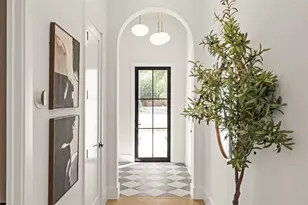 2011 Singleton St, Houston, TX 77008 - Photo 3