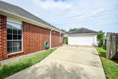 2314 Barton River Court, Richmond, TX 77469 - Photo 3