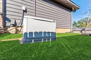 215 Deep Dale Ln, Conroe, TX 77304 - Photo 31