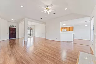 215 Deep Dale Ln, Conroe, TX 77304 - Photo 13