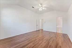 215 Deep Dale Ln, Conroe, TX 77304 - Photo 21