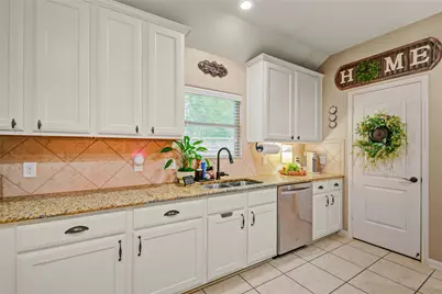 2001 Lulach Court, Conroe, TX 77301 - Photo 17