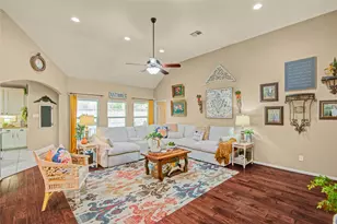 2001 Lulach Ct, Conroe, TX 77301 - Photo 7