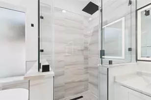 4750 Martin Hill St, Houston, TX 77018 - Photo 35