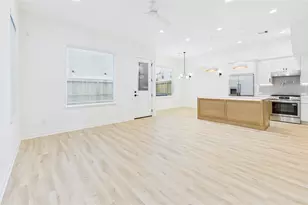 4750 Martin Hill St, Houston, TX 77018 - Photo 5