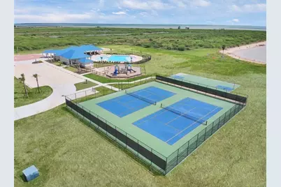3037 Palacios Bay Drive, Palacios, TX 77465 - Photo 13