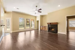 2717 Colony Village Dr, Bryan, TX 77808 - Photo 5