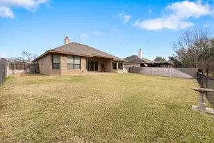 2717 Colony Village Dr, Bryan, TX 77808 - Photo 21