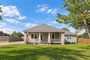 112 Wood Ave, Baytown, TX 77520 - Photo 3