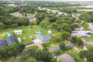 112 Wood Ave, Baytown, TX 77520 - Photo 49