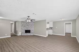 2510 Marble Falls Dr, Spring, TX 77373 - Photo 7