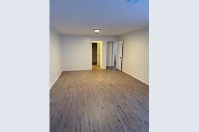 12262 Huntington Venture Drive, Houston, TX 77099 - Photo 7