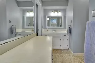 9722 Kindletree Dr, Houston, TX 77040 - Photo 27