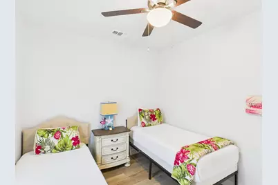 2403 S Bronte Street, Rockport, TX 78382 - Photo 25