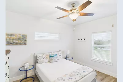 2403 S Bronte Street, Rockport, TX 78382 - Photo 29