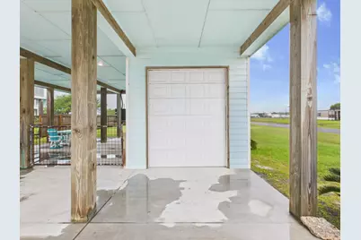 2403 S Bronte Street, Rockport, TX 78382 - Photo 43