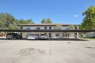 201 S Kansas Ave, League City, TX 77573 - Photo 3