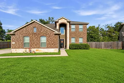 100 Tracie Drive, Dayton, TX 77535 - Photo 1