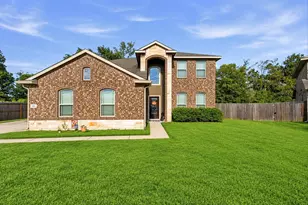 100 Tracie Dr, Dayton, TX 77535 - Photo 1