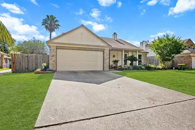 2717 Hot Springs Drive, Pearland, TX 77584 - Photo 1