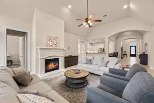 1607 Dove Ridge Dr, Katy, TX 77493 - Photo 9