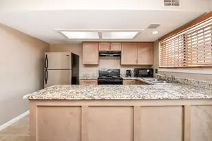 7336 Crownwest St, Houston, TX 77072 - Photo 5