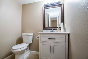 7336 Crownwest St, Houston, TX 77072 - Photo 7