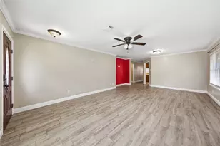 13506 Spring Ct, Tomball, TX 77375 - Photo 3
