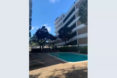 3600 Montrose Boulevard #409, Houston, TX 77006 - Photo 11