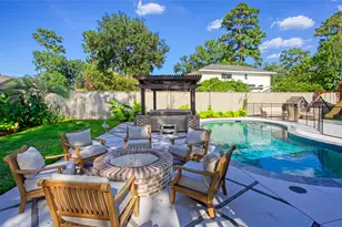 27201 Stark Ln, Oak Ridge North, TX 77385 - Photo 19