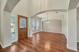 1013 Victorian Ct, Seabrook, TX 77586 - Photo 11