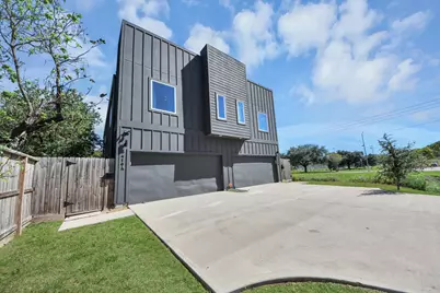 8419 Woodward Street, Houston, TX 77051 - Photo 5