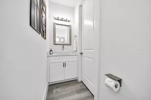 8419 Woodward St, Houston, TX 77051 - Photo 9