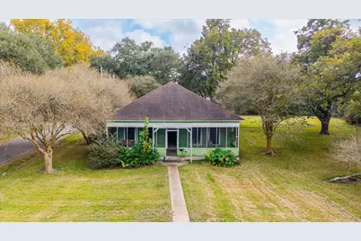 1302 Ross Street, La Marque, TX 77568 - Photo 1