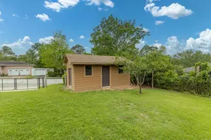 408 W Tom Green St, Brenham, TX 77833 - Photo 43