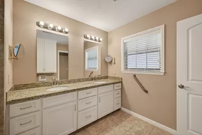 408 W Tom Green Street, Brenham, TX 77833 - Photo 21