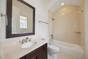 258 E 28th St, Houston, TX 77008 - Photo 21