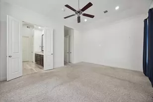 258 E 28th St, Houston, TX 77008 - Photo 13