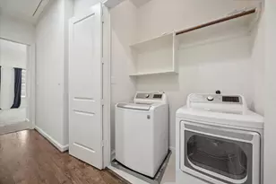 258 E 28th St, Houston, TX 77008 - Photo 23