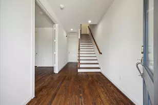 258 E 28th St, Houston, TX 77008 - Photo 5