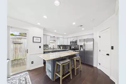 2818 New England Court, Webster, TX 77598 - Photo 7